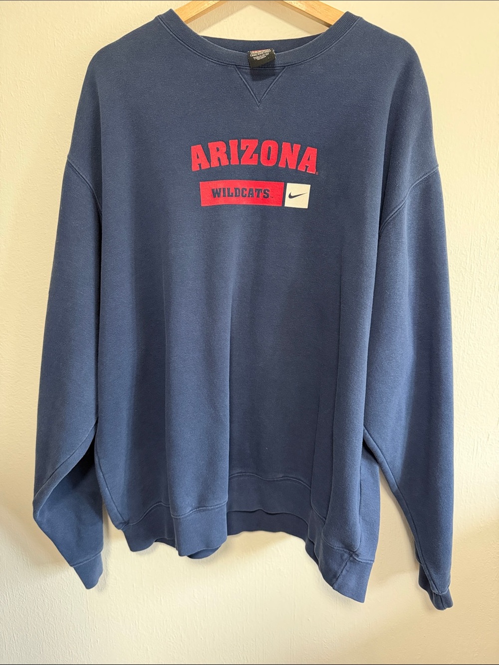 Nike, Arizona Wildcats sweatshirt size XXL UNISEX